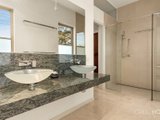 https://images.listonce.com.au/custom/160x/listings/191-park-street-south-melbourne-vic-3205/225/01090225_img_08.jpg?a4o2SJwEoFE