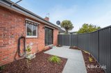 https://images.listonce.com.au/custom/160x/listings/1913-pleasant-street-south-ballarat-central-vic-3350/712/01851712_img_02.jpg?9BAXPI-FI8s