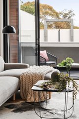 https://images.listonce.com.au/custom/160x/listings/1922-french-avenue-northcote-vic-3070/133/01822133_img_20.jpg?XN6VtQOZPZI