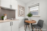 https://images.listonce.com.au/custom/160x/listings/193-ormond-road-elwood-vic-3184/340/01794340_img_05.jpg?INLKa1tV1Wo