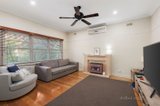 https://images.listonce.com.au/custom/160x/listings/193-stanley-avenue-mount-waverley-vic-3149/694/00819694_img_02.jpg?D_vkTIoKPR0