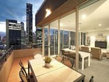 https://images.listonce.com.au/custom/160x/listings/19338-kavanagh-street-southbank-vic-3006/394/01684394_img_07.jpg?na7QI05G00Y