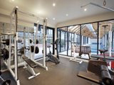 https://images.listonce.com.au/custom/160x/listings/19338-kavanagh-street-southbank-vic-3006/394/01684394_img_09.jpg?OWRGTy7uW0E