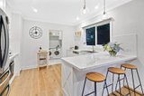 https://images.listonce.com.au/custom/160x/listings/194-blackburn-road-glen-waverley-vic-3150/917/01018917_img_04.jpg?MNEks-hSaHQ