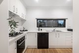 https://images.listonce.com.au/custom/160x/listings/194-brice-avenue-mooroolbark-vic-3138/208/01630208_img_09.jpg?lKpKgqLOx4Y