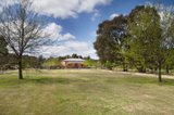 https://images.listonce.com.au/custom/160x/listings/194-edgecombe-road-kyneton-vic-3444/720/00134720_img_01.jpg?9M4JoJm80Fc