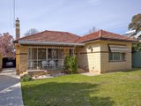 https://images.listonce.com.au/custom/160x/listings/194-hargraves-street-castlemaine-vic-3450/301/00616301_img_01.jpg?T1C5KeghNmA