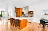 https://images.listonce.com.au/custom/160x/listings/194-the-strand-newport-vic-3015/565/01236565_img_03.jpg?FJ5Uaxsjo-w