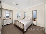 https://images.listonce.com.au/custom/160x/listings/194-warrigal-road-surrey-hills-vic-3127/674/01683674_img_09.jpg?xPXPKZsnjT0