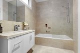https://images.listonce.com.au/custom/160x/listings/194-wickham-road-highett-vic-3190/165/01949165_img_07.jpg?YnxeSeBId6w