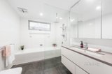 https://images.listonce.com.au/custom/160x/listings/194a-south-road-brighton-east-vic-3187/461/01685461_img_11.jpg?PWtcwnFUaeY
