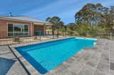 https://images.listonce.com.au/custom/160x/listings/195-baynton-road-kyneton-vic-3444/384/00570384_img_07.jpg?2pEvm3QrMrg