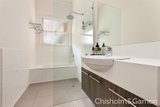 https://images.listonce.com.au/custom/160x/listings/195-hotham-street-elsternwick-vic-3185/780/01794780_img_11.jpg?iuXjF4uwrw4