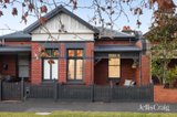 https://images.listonce.com.au/custom/160x/listings/195-page-street-middle-park-vic-3206/008/01755008_img_01.jpg?uzHR6yUsrzA