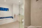 https://images.listonce.com.au/custom/160x/listings/196-ross-street-port-melbourne-vic-3207/705/01794705_img_10.jpg?mCbKMysZOeI