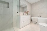 https://images.listonce.com.au/custom/160x/listings/197-hay-street-box-hill-south-vic-3128/636/01951636_img_08.jpg?ZVabzzj8dAI