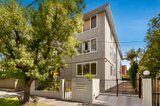https://images.listonce.com.au/custom/160x/listings/197-spray-street-elwood-vic-3184/185/01794185_img_03.jpg?_P3ILtODY60