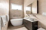 https://images.listonce.com.au/custom/160x/listings/198-clarendon-street-thornbury-vic-3071/567/01481567_img_15.jpg?Azd4gJNfXWk