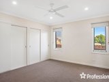 https://images.listonce.com.au/custom/160x/listings/198-hereford-road-lilydale-vic-3140/516/01526516_img_06.jpg?LrciXUjQ6z4