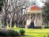 https://images.listonce.com.au/custom/160x/listings/1981-alfred-crescent-fitzroy-north-vic-3068/193/00973193_img_15.jpg?f9SFC7HbnS8
