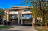 https://images.listonce.com.au/custom/160x/listings/1982-bulla-road-strathmore-vic-3041/322/01726322_img_01.jpg?IJ12G-95xcU