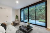 https://images.listonce.com.au/custom/160x/listings/1982-bulla-road-strathmore-vic-3041/322/01726322_img_03.jpg?zM0E4XteN94