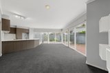 https://images.listonce.com.au/custom/160x/listings/199-clark-street-port-melbourne-vic-3207/811/01985811_img_07.jpg?kaZf_iSzke0