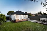 https://images.listonce.com.au/custom/160x/listings/199-rossmoyne-street-thornbury-vic-3071/046/01407046_img_09.jpg?t7G2cdgDKXM