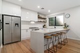 https://images.listonce.com.au/custom/160x/listings/19a-carawa-street-mooroolbark-vic-3138/486/01782486_img_04.jpg?AC2riktRbSc