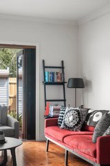 https://images.listonce.com.au/custom/160x/listings/19a-clarence-street-brunswick-east-vic-3057/971/01583971_img_17.jpg?eEW3z9GZnyg