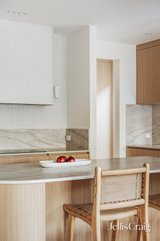 https://images.listonce.com.au/custom/160x/listings/19a-goodrich-street-bentleigh-east-vic-3165/112/01981112_img_17.jpg?8DiyZKfv0is