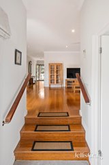 https://images.listonce.com.au/custom/160x/listings/19a-landstrom-quadrant-kilsyth-vic-3137/218/01822218_img_06.jpg?gq8XPrWfOYQ