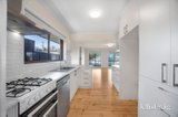 https://images.listonce.com.au/custom/160x/listings/19b-napier-street-black-hill-vic-3350/857/01934857_img_04.jpg?NMwUuzZrKrg