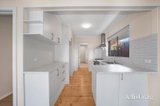 https://images.listonce.com.au/custom/160x/listings/19b-napier-street-black-hill-vic-3350/857/01934857_img_05.jpg?Bx1b6Liw9GU