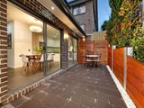https://images.listonce.com.au/custom/160x/listings/1a-allison-road-mont-albert-north-vic-3129/756/01683756_img_08.jpg?lbHW0-d0jwQ