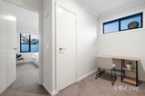 https://images.listonce.com.au/custom/160x/listings/1a-blackwood-court-nunawading-vic-3131/093/01910093_img_10.jpg?KeqKj79lHDU