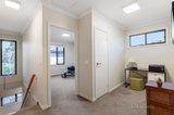 https://images.listonce.com.au/custom/160x/listings/1a-blackwood-court-nunawading-vic-3131/980/00927980_img_07.jpg?eOQtFZ6iQpg