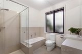 https://images.listonce.com.au/custom/160x/listings/1a-blackwood-court-nunawading-vic-3131/980/00927980_img_09.jpg?RVGorTGvOTs