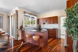 https://images.listonce.com.au/custom/160x/listings/1a-boulton-court-greensborough-vic-3088/529/01559529_img_07.jpg?uXG2gPPzFqk