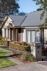 https://images.listonce.com.au/custom/160x/listings/1a-boulton-court-greensborough-vic-3088/529/01559529_img_20.jpg?vGdboj2PZmA