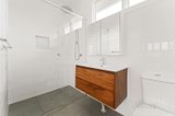 https://images.listonce.com.au/custom/160x/listings/1a-christensen-street-cheltenham-vic-3192/870/01702870_img_09.jpg?qiF8cPTSl0M