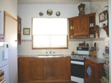 https://images.listonce.com.au/custom/160x/listings/1a-clayton-street-golden-point-vic-3350/526/01575526_img_01.jpg?cWGWPl0U9BM