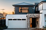 https://images.listonce.com.au/custom/160x/listings/1a-clements-avenue-donvale-vic-3111/372/01397372_img_01.jpg?v-ipvQVdw4w