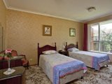 https://images.listonce.com.au/custom/160x/listings/1a-cudmore-street-essendon-vic-3040/506/00847506_img_05.jpg?YXVgbGDz3qE