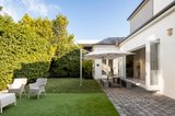 https://images.listonce.com.au/custom/160x/listings/1a-glendearg-grove-malvern-vic-3144/254/01197254_img_15.jpg?YXAO42FUEuc