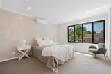 https://images.listonce.com.au/custom/160x/listings/1a-herbert-street-croydon-vic-3136/201/01586201_img_08.jpg?rW21ATD5o7E