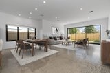 https://images.listonce.com.au/custom/160x/listings/1a-hopetoun-court-bentleigh-east-vic-3165/721/01950721_img_06.jpg?QZUoNiDumV8