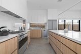https://images.listonce.com.au/custom/160x/listings/1a-hopetoun-court-bentleigh-east-vic-3165/721/01950721_img_07.jpg?qmuKsECU_is