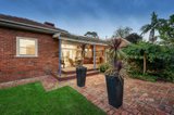 https://images.listonce.com.au/custom/160x/listings/1a-innellan-road-murrumbeena-vic-3163/442/01034442_img_15.jpg?sjPCMkj9CeA