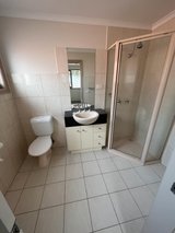 https://images.listonce.com.au/custom/160x/listings/1a-inverness-street-brunswick-east-vic-3057/769/01702769_img_07.jpg?jkOfZ00lS2Y